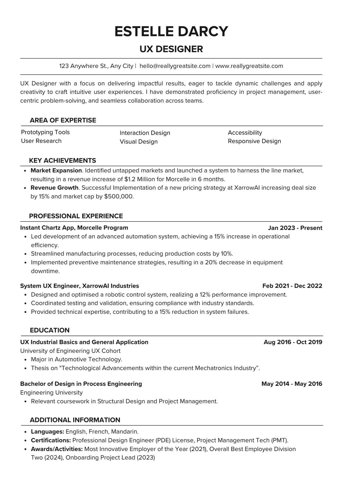 White & Black tech Profesional Resume